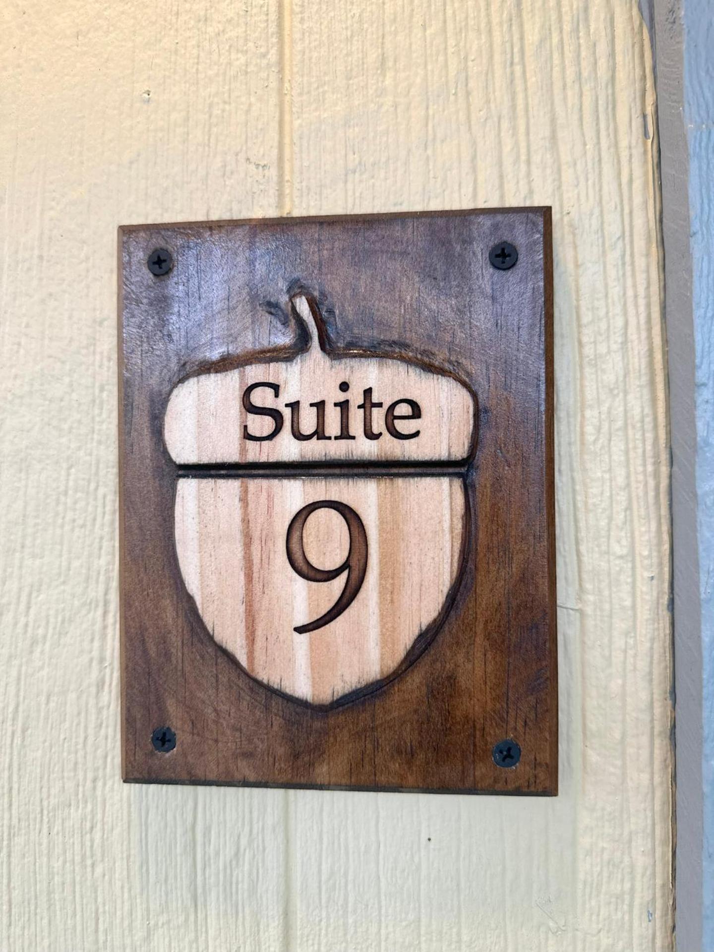 Acorn Hideaways Canton Rustic Old West Frontier Suite 외부 사진