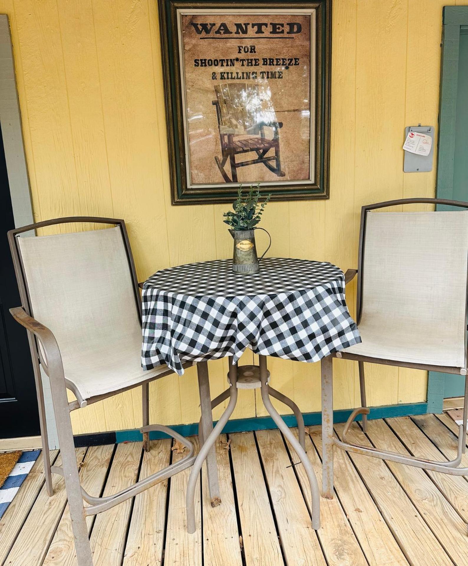 Acorn Hideaways Canton Rustic Old West Frontier Suite 외부 사진